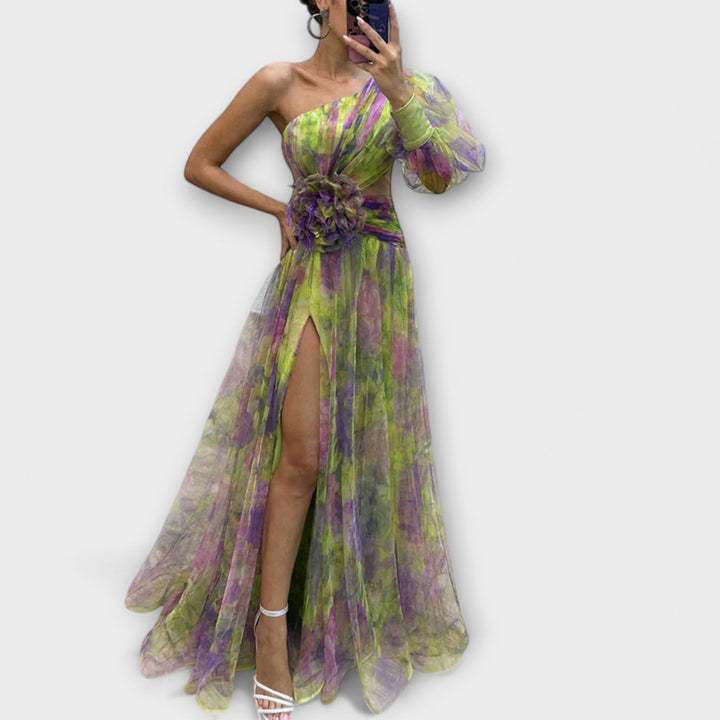 Ilona | Šaty s jedním rukávem a rozparkem z průhledné síťoviny