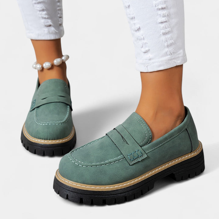 Michaela – Mokasíny na silné podešvi