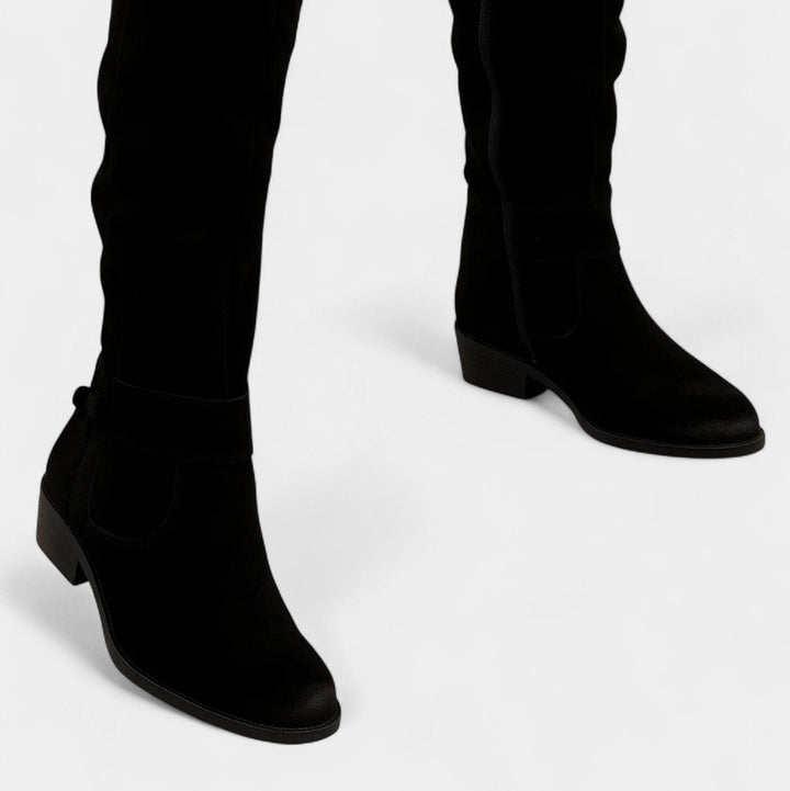 BelleVie – Elegantní semišové kozačky