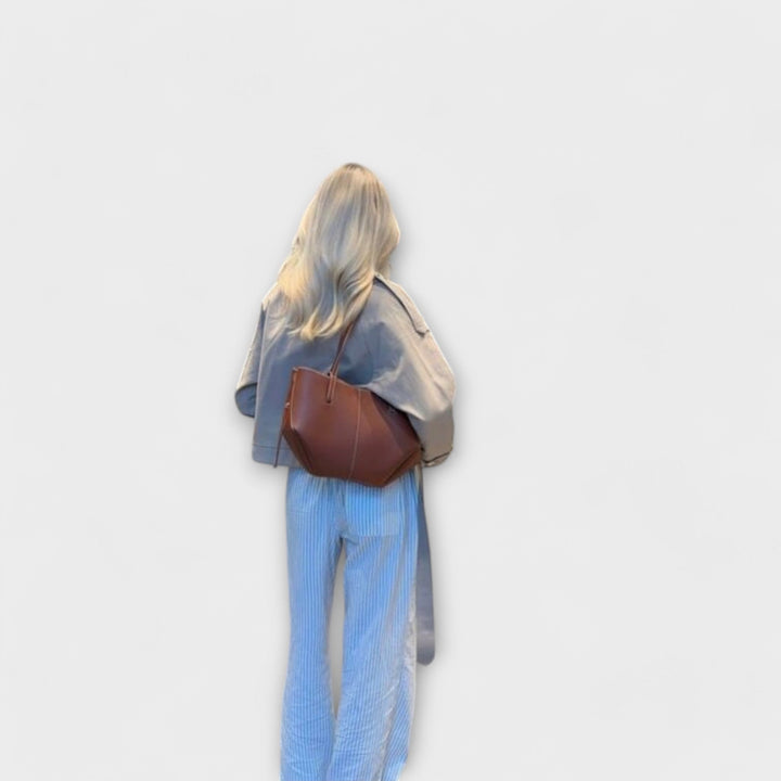 Lora. – Vintage Taška